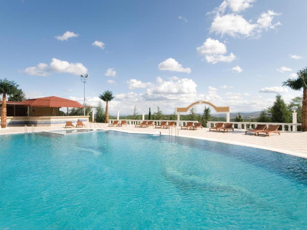 Курортний комплекс Thermalium Wellness & By Vima Ялова